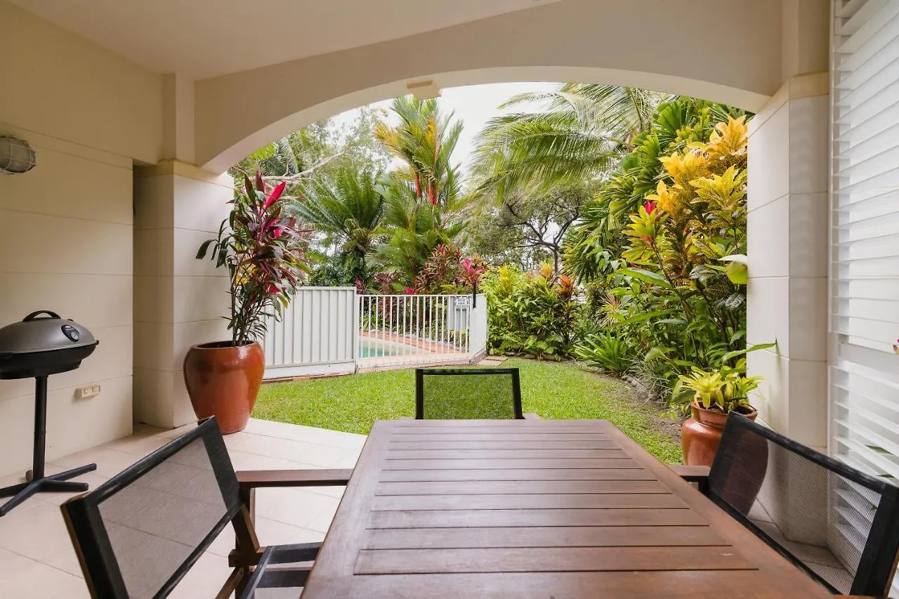 Villa Beach Palm Cove Clifton Beach Aparthotel